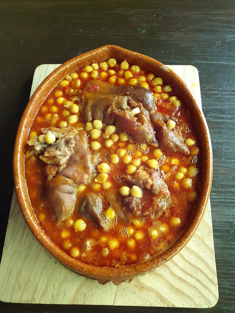 Manitas Guisadas con Tomate