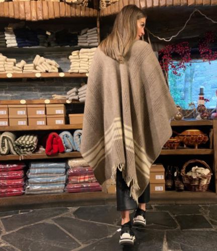 poncho de lana para mujer