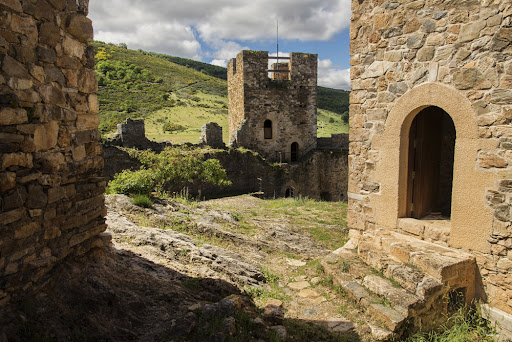 castillo de cornatel